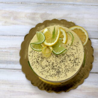 Dulce decorado con Limones Frescos